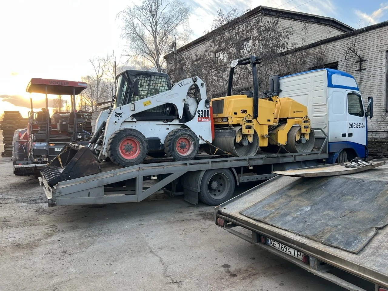 Міжміське перевезення будівельної техніки евакуатором по Україні